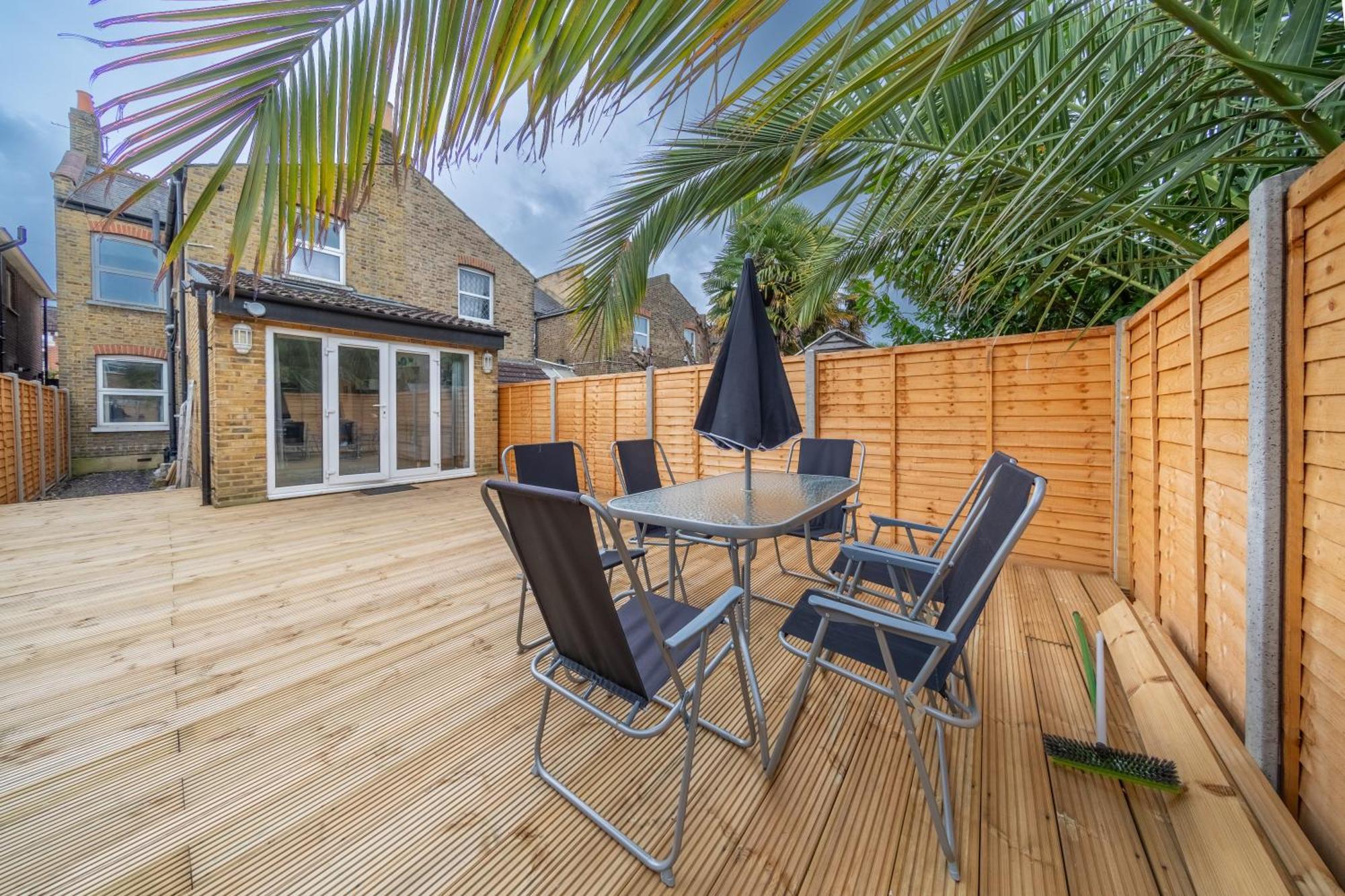 Beautiful 2 Bedroom With Private Garden In Wimbledon - Minutes From Central לונדון מראה חיצוני תמונה