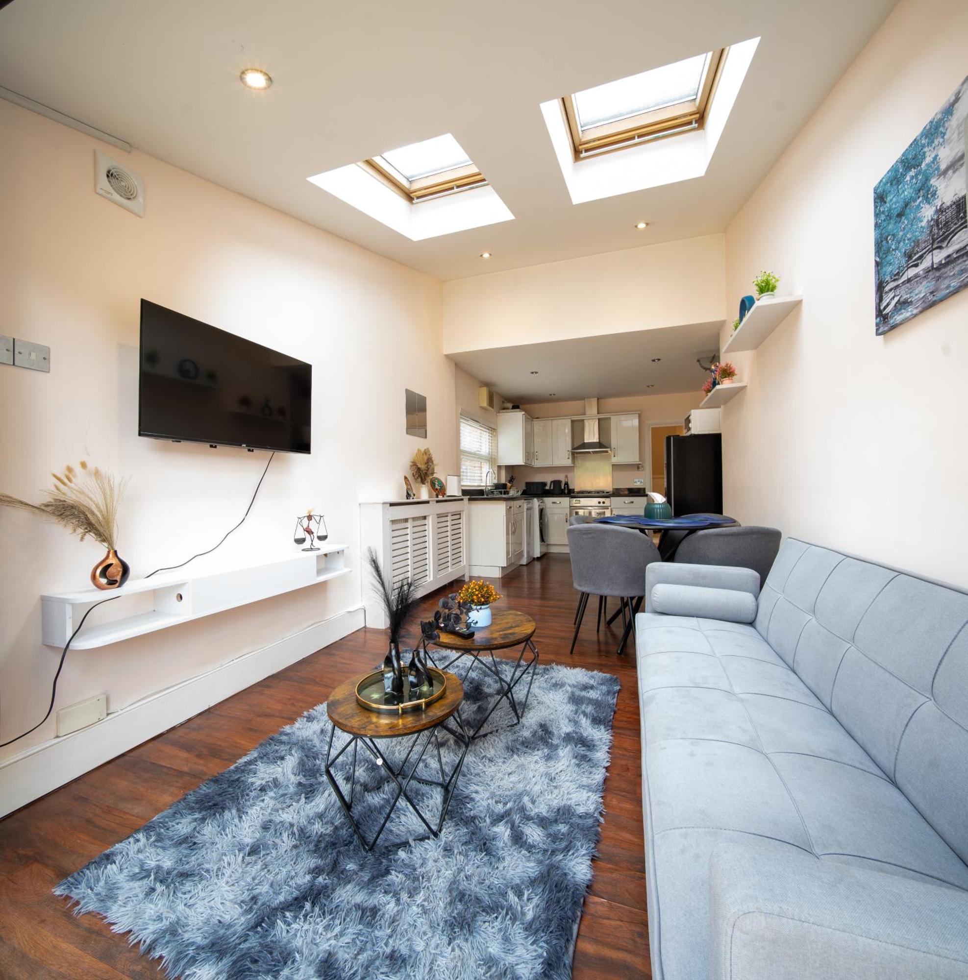Beautiful 2 Bedroom With Private Garden In Wimbledon - Minutes From Central לונדון מראה חיצוני תמונה
