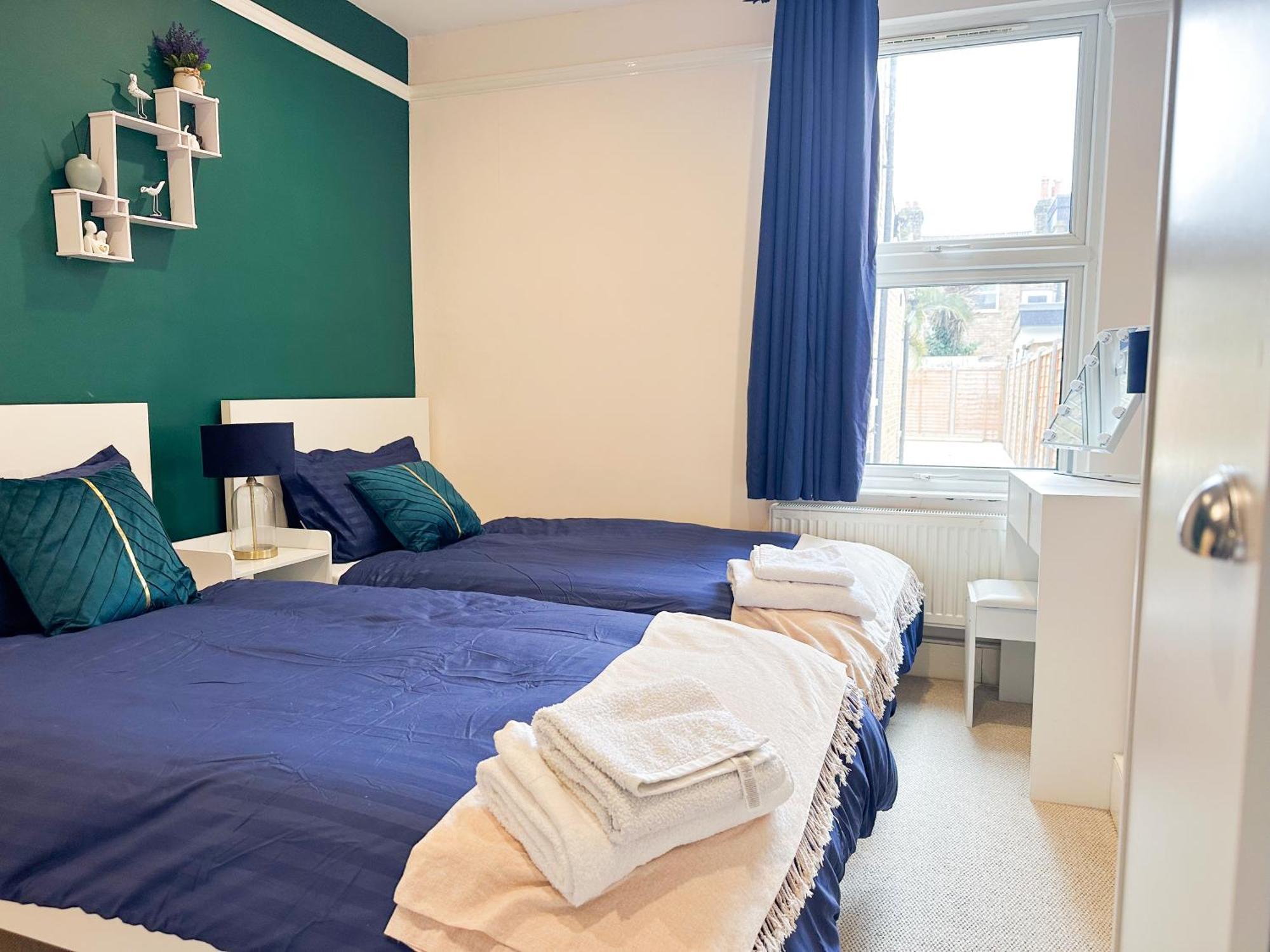 Beautiful 2 Bedroom With Private Garden In Wimbledon - Minutes From Central לונדון מראה חיצוני תמונה
